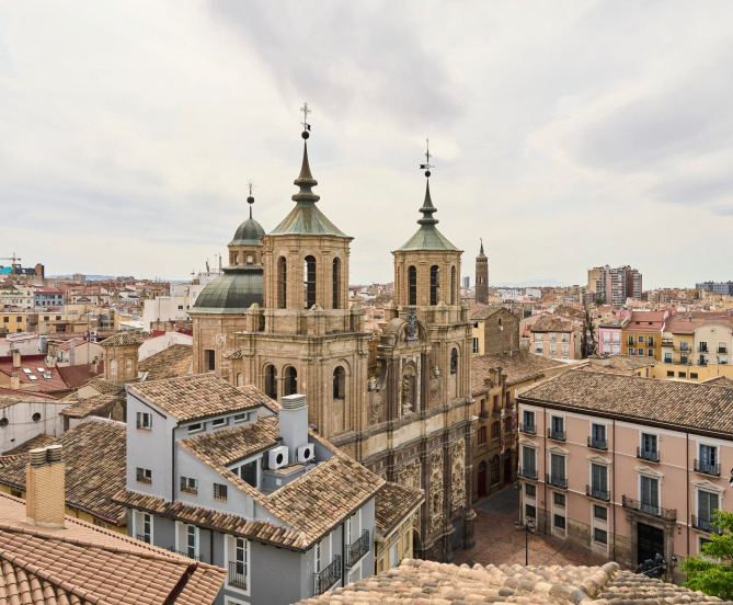 Catalonia El Pillar