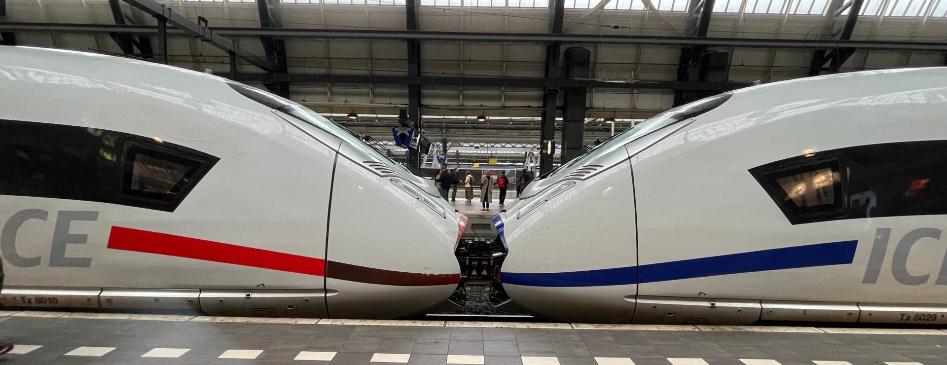 Nederland Amsterdam trein station ICE CR (3)