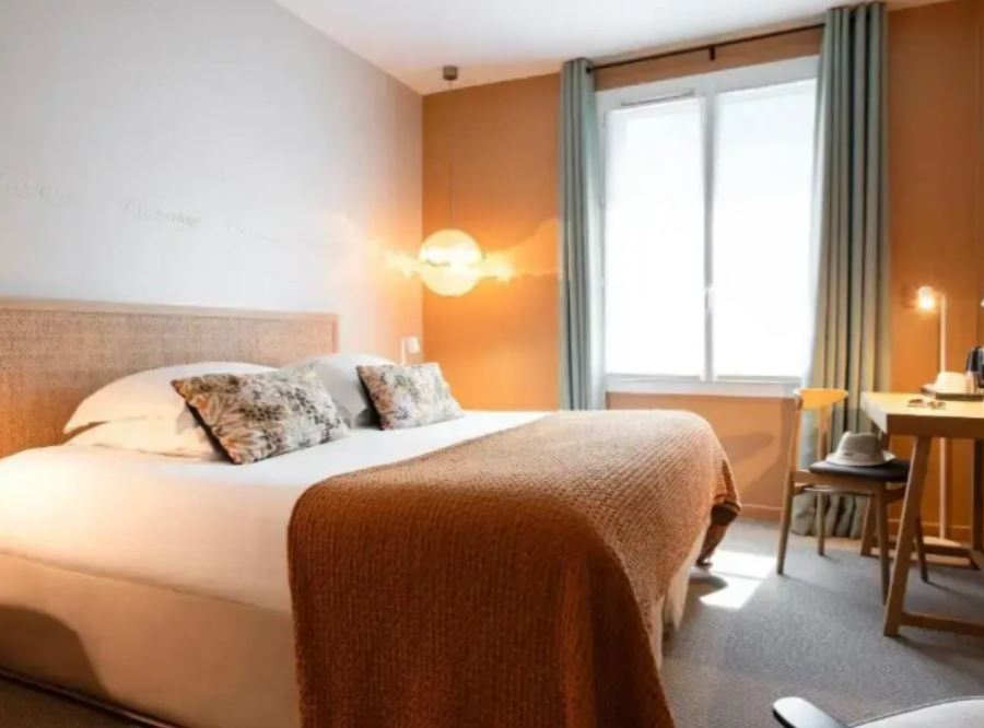 Aix Hotel Cezanne