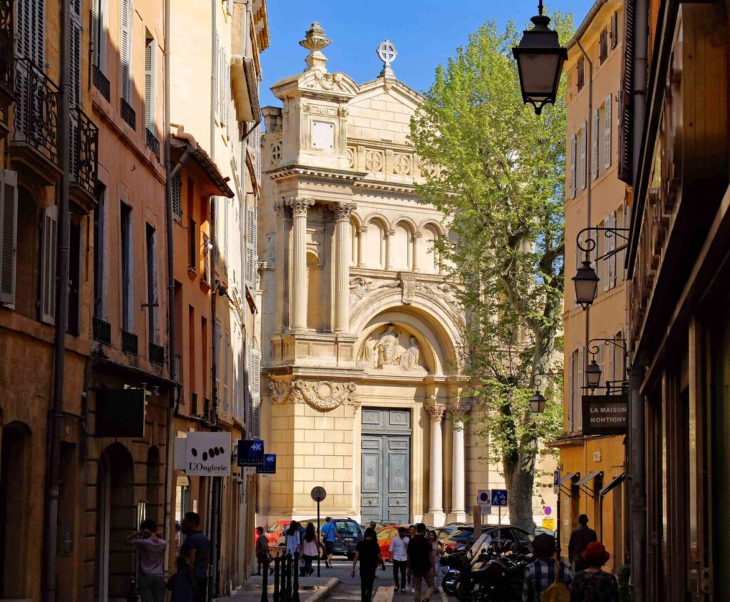 hidden gems cote d'azur Aix en Provence djedj street