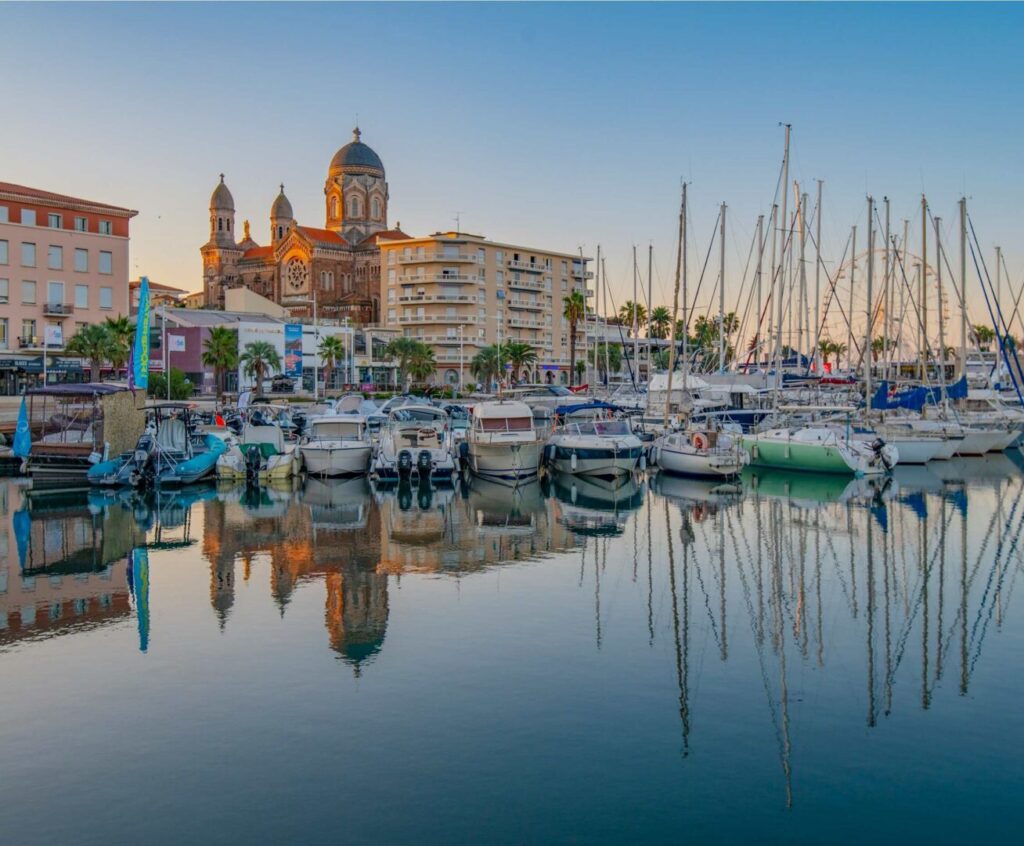 Saint Raphael marian baciu LEtRMK unsplash
