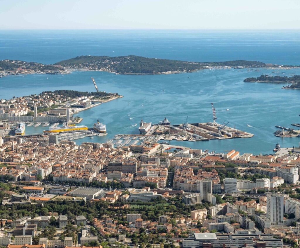 Met de trein naar Zuid Frankrijk- Toulon-pexels bingqian li