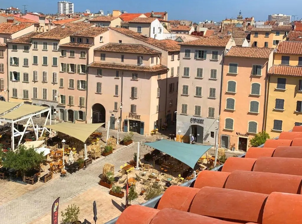 Toulon L'eautel