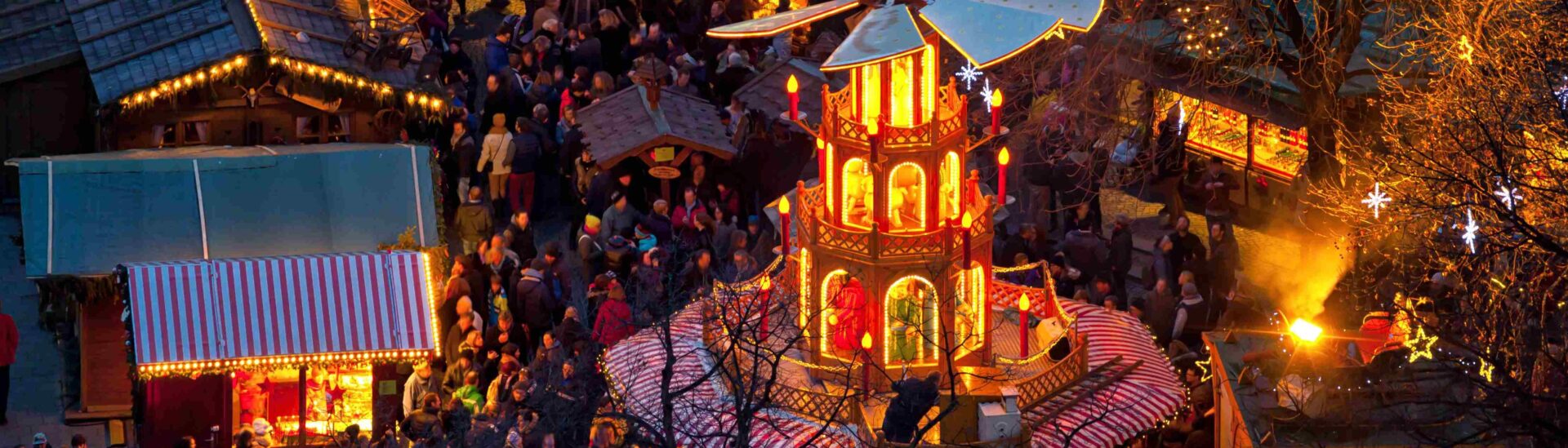 Met de trein naar Munchen-kerstmarkt Munchen-shutterstock 517690669